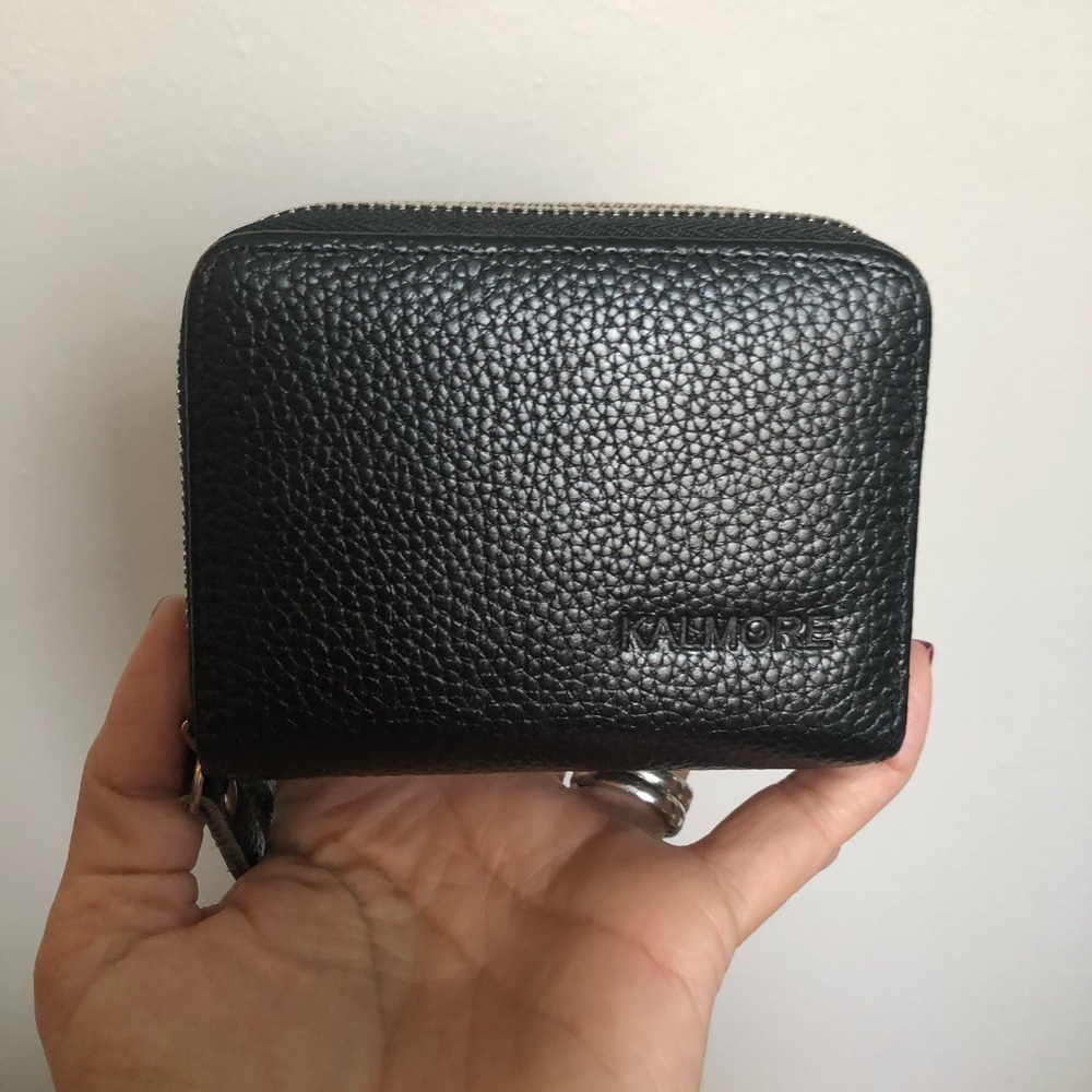 Black wallet.
